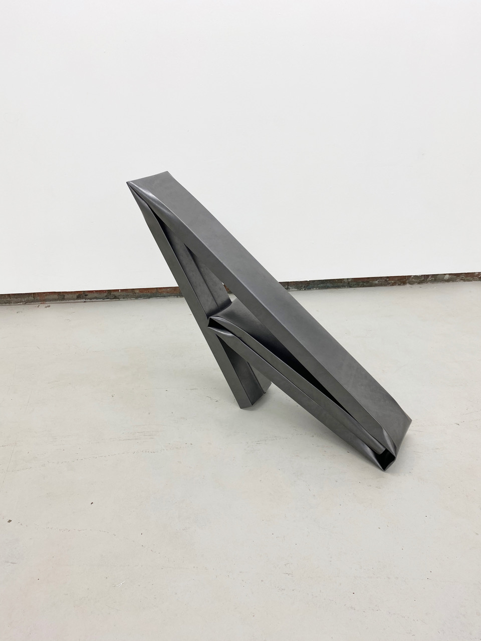 Diogo Pimentão, Component (regather), Paper and graphite, 73 x 95 x 21 cm