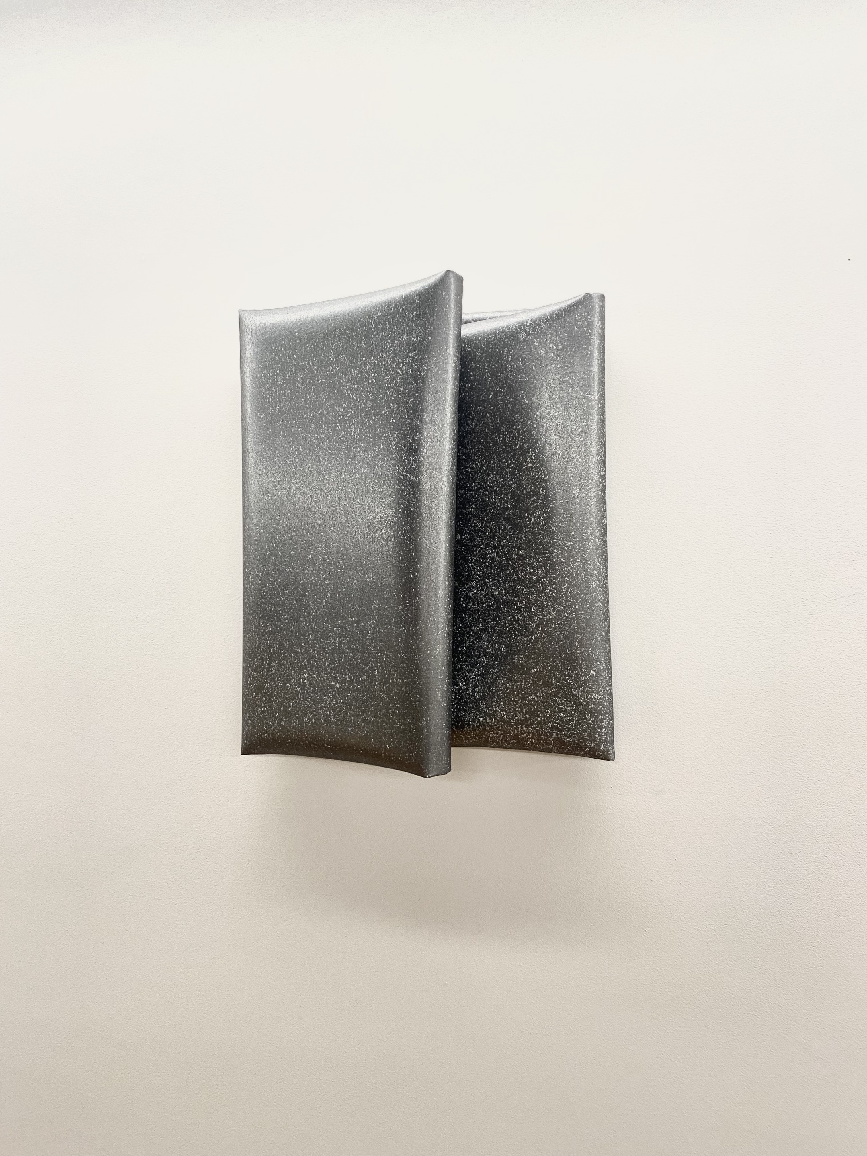 Diogo Pimentão, Touched (inclusion), paper and graphite, 48 x 40.5 x 14 cm, 2022.